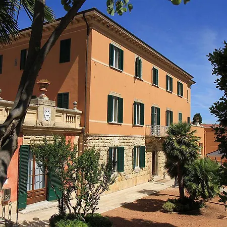 Margherita 4*